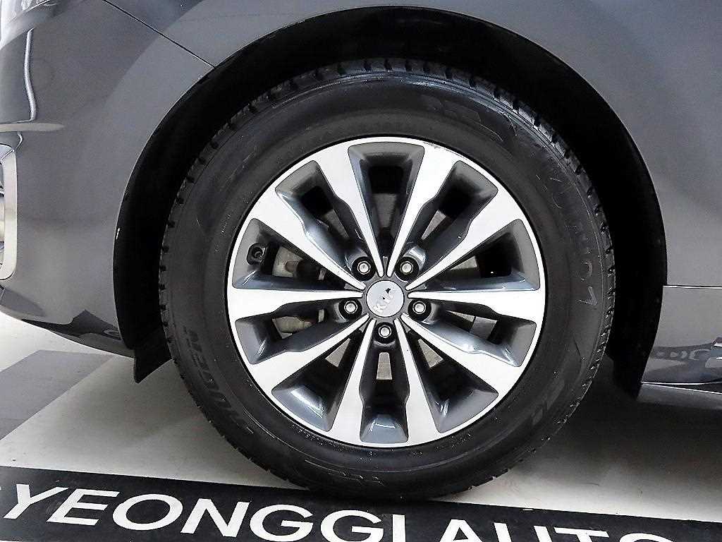KIA Carnival 2016 Gris - Importación desde Corea - HF Imports Iquique - Foto 20