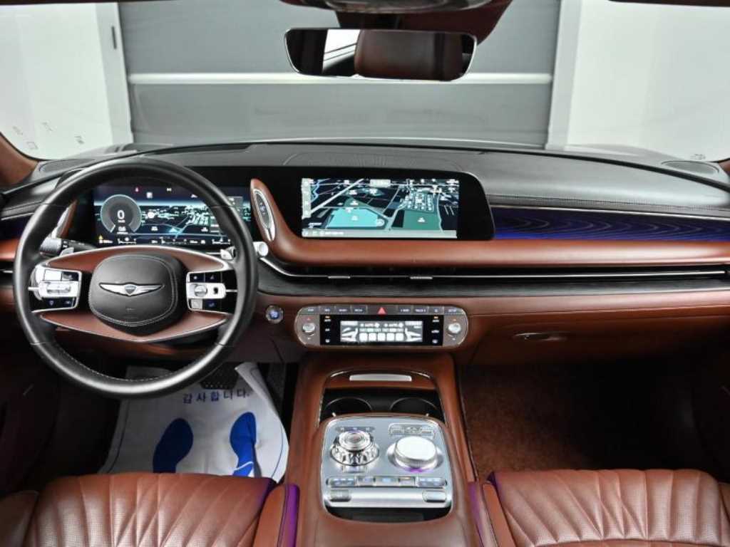 Genesis G90 - Vista 7