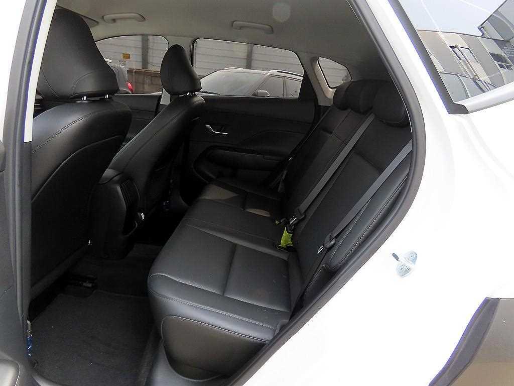 HYUNDAI Kona - Vista 6
