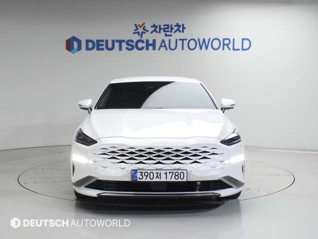 KIA K8 - Vista 3