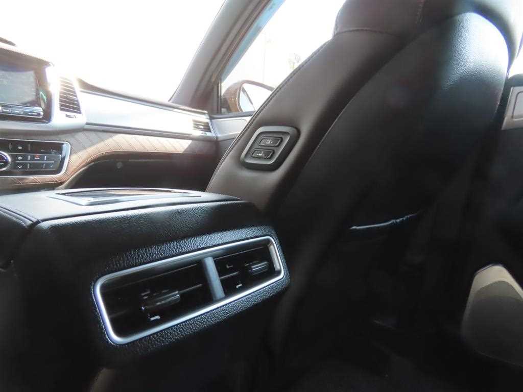 Ssangyong Rexton - Vista 8