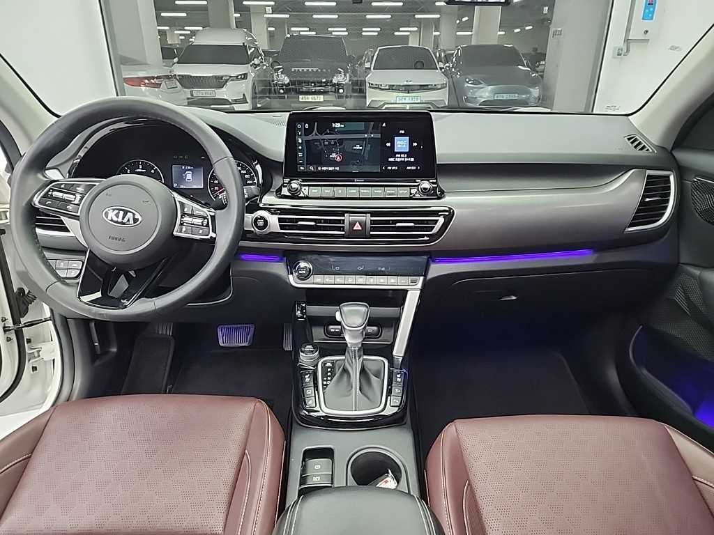 KIA Seltos - Vista 7