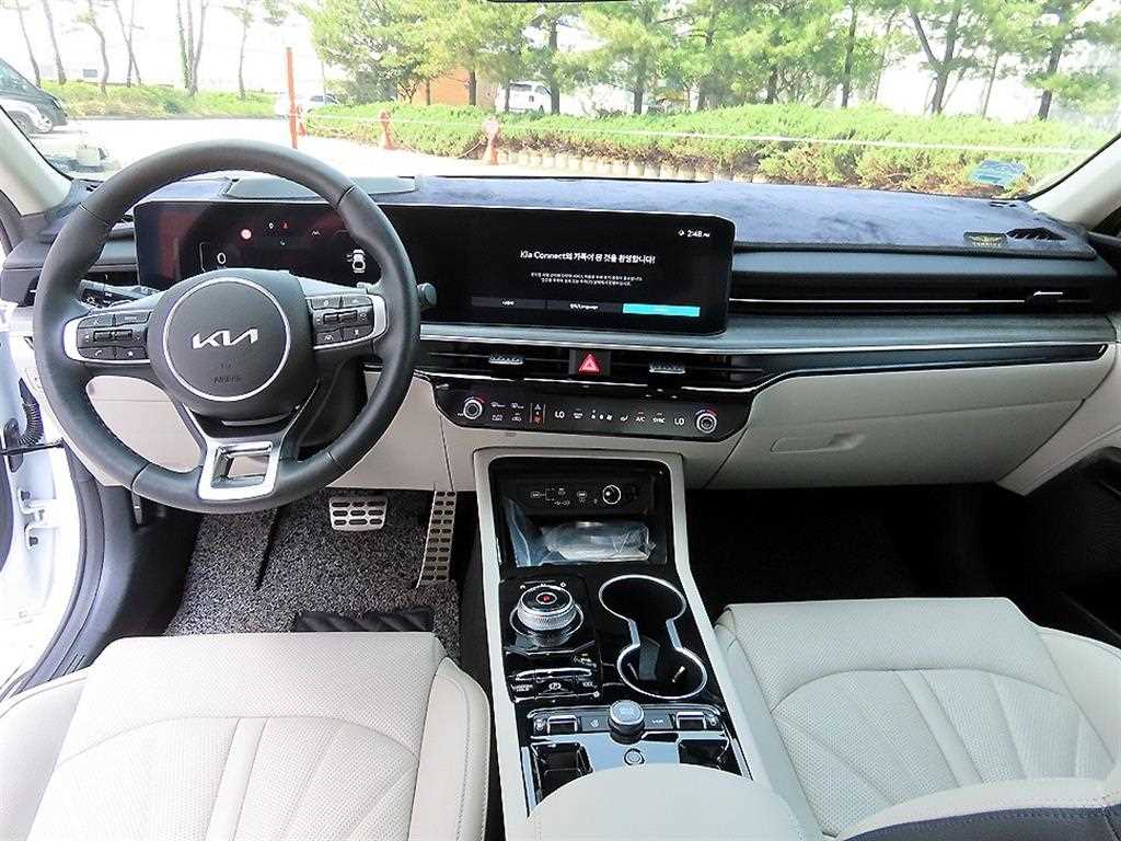 KIA K5 - Vista 7