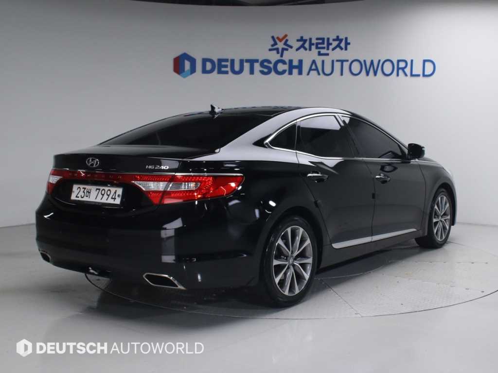 HYUNDAI Grandeur - Vista 2