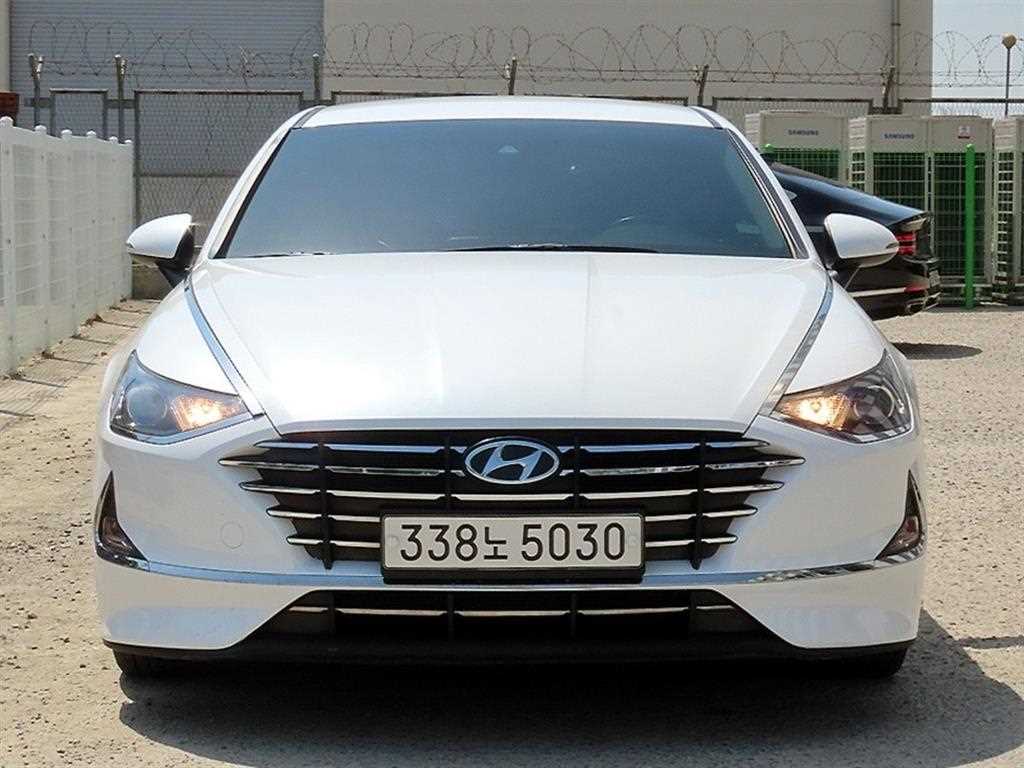 HYUNDAI Sonata 2020 Blanco - Importación desde Corea - HF Imports Iquique - Foto 1