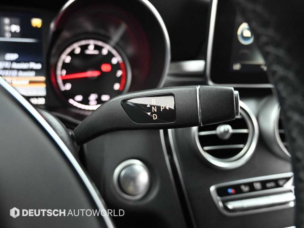 Mercedes Benz C Class - Vista 9