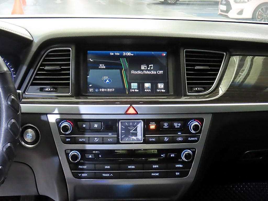 Genesis G80 - Vista 11