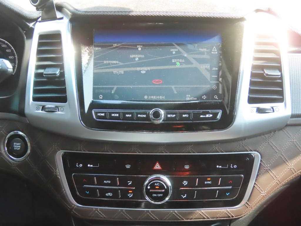 Ssangyong Rexton - Vista 11