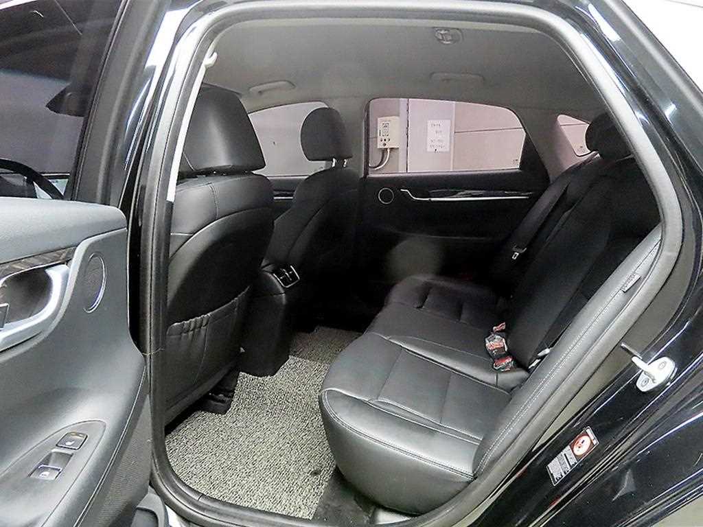 HYUNDAI Grandeur - Vista 6