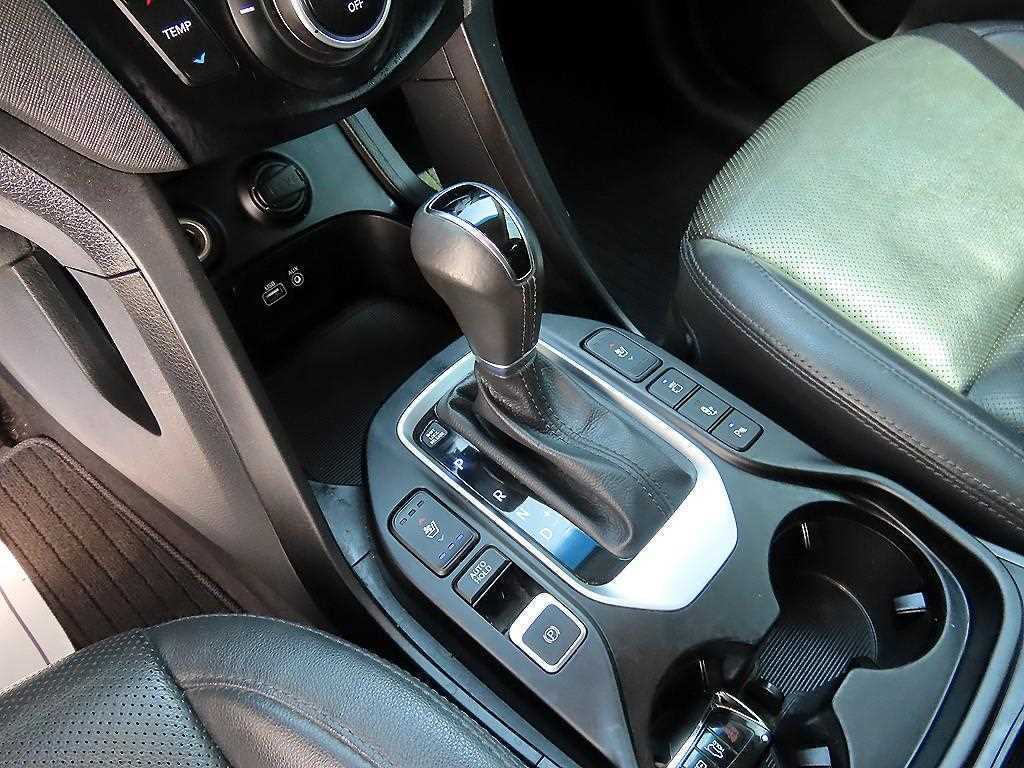 HYUNDAI Santa Fe - Vista 10