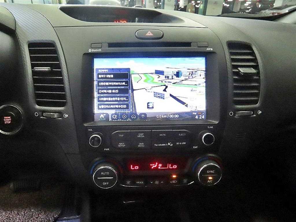 KIA K3 - Vista 11