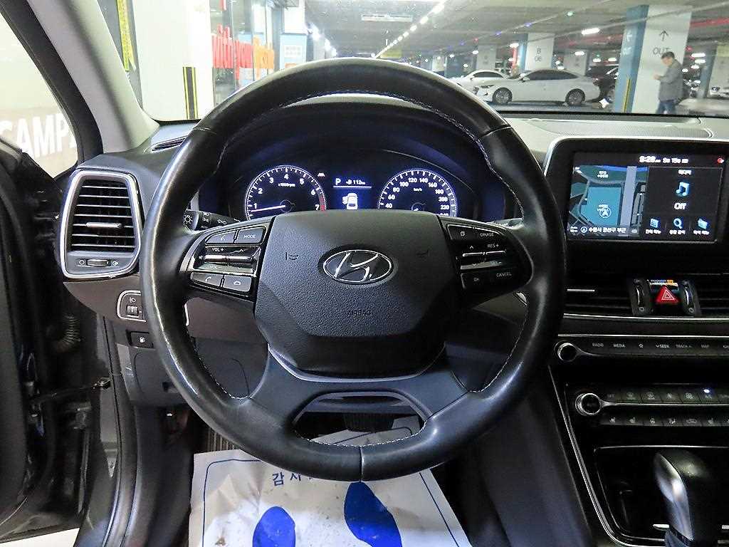 HYUNDAI Grandeur - Vista 8