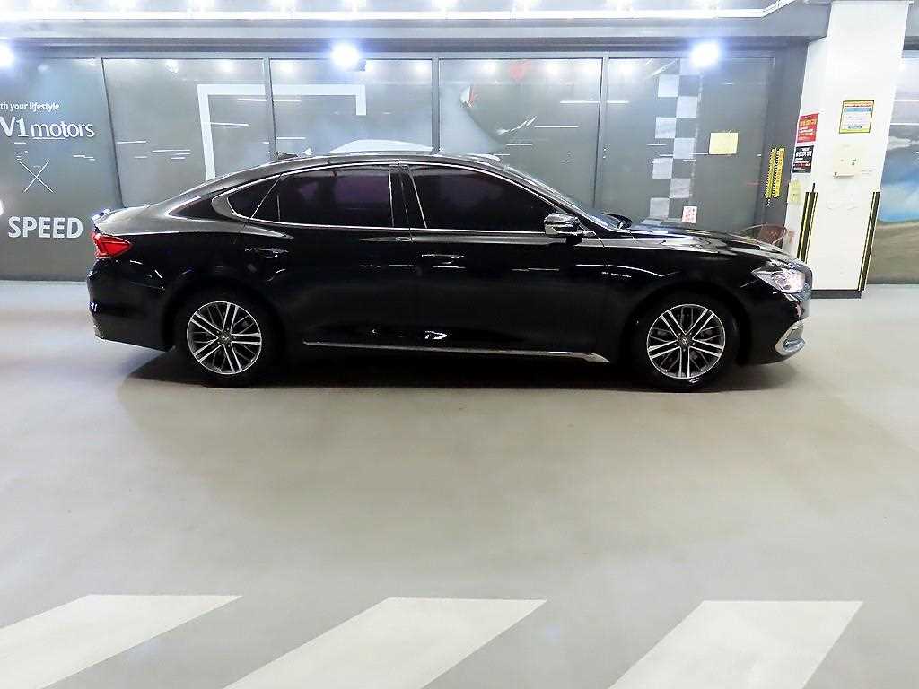 HYUNDAI Grandeur - Vista 3
