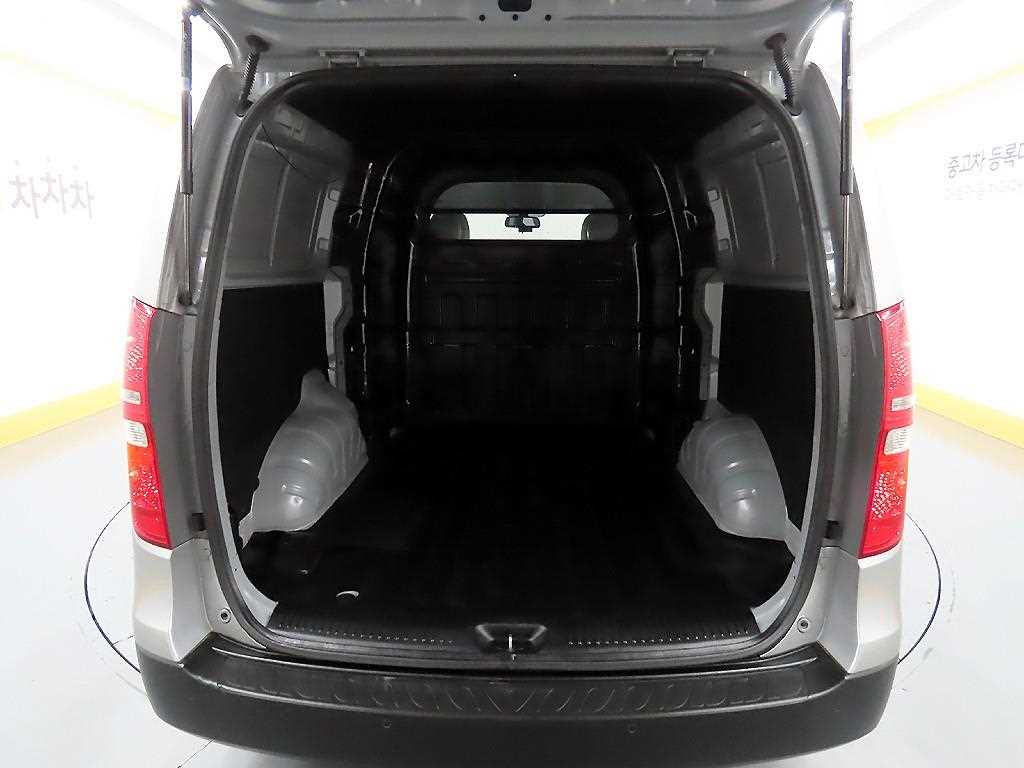 HYUNDAI Starex 2021 - Importación desde Corea - HF Imports Iquique - Foto 16