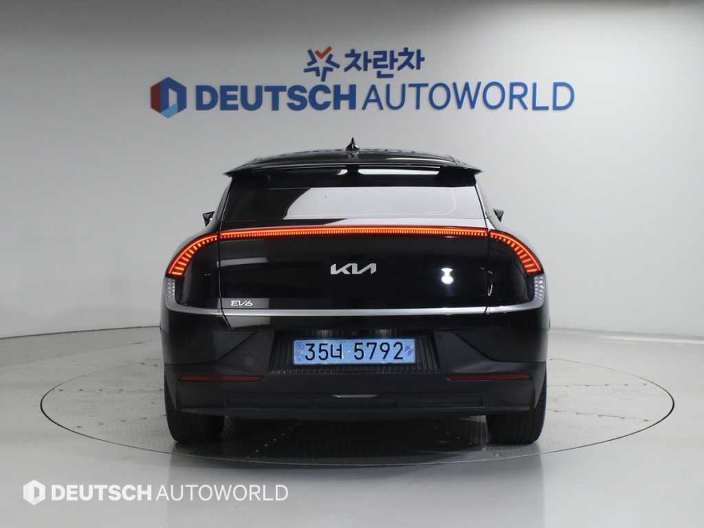 KIA EV6 - Vista 4