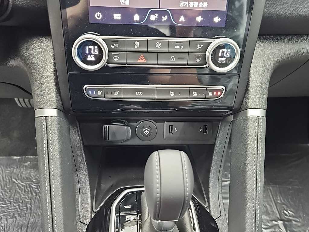 SAMSUNG QM6 - Vista 10