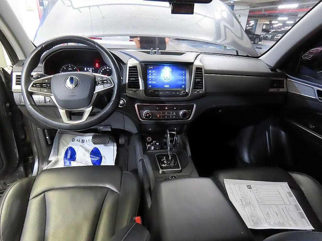 Ssangyong Rexton - Vista 10