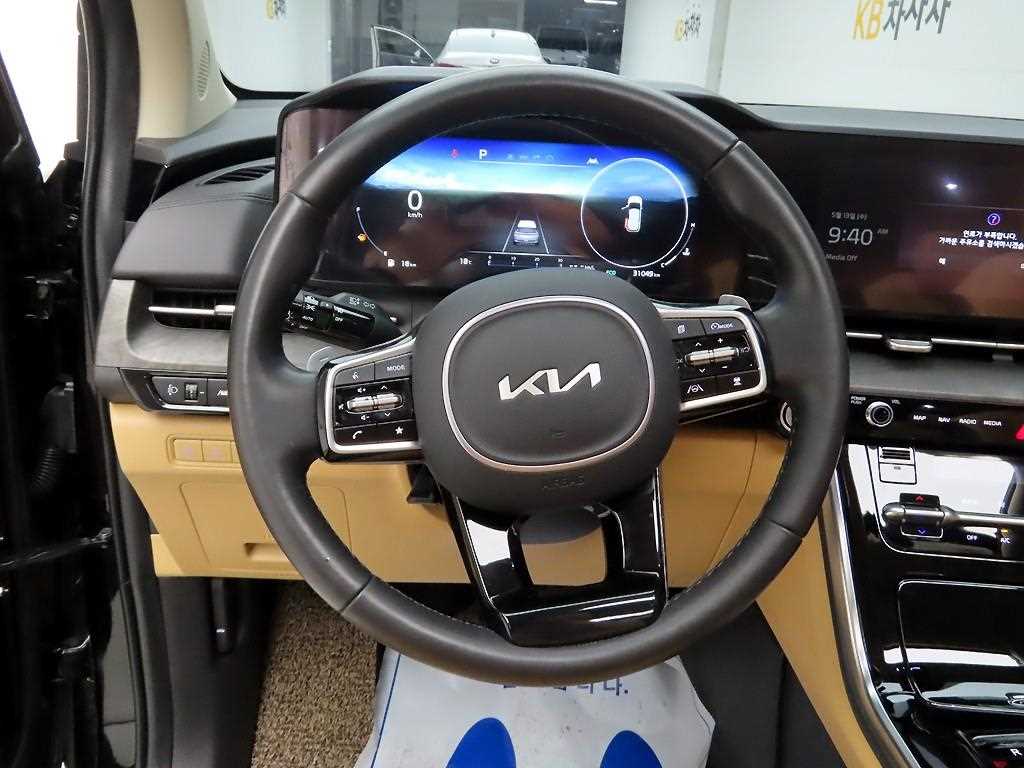 KIA Carnival - Vista 7