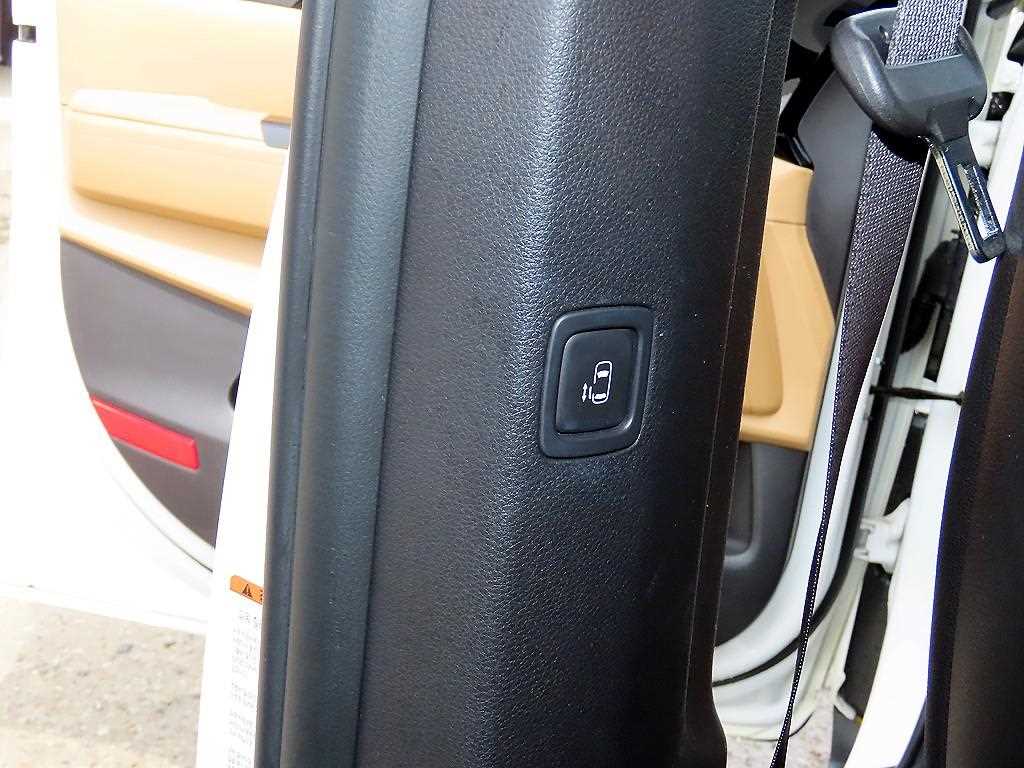 KIA Carnival 2021 the color of pearl - Importación desde Corea - HF Imports Iquique - Foto 16