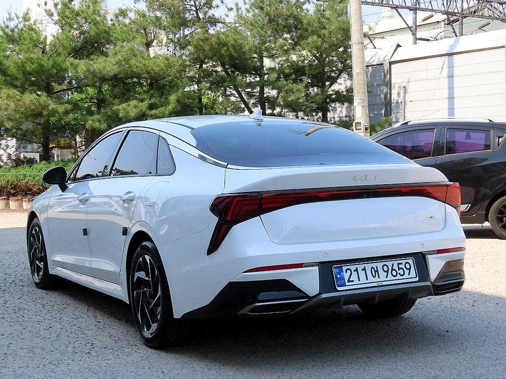 KIA K5 - Vista 3