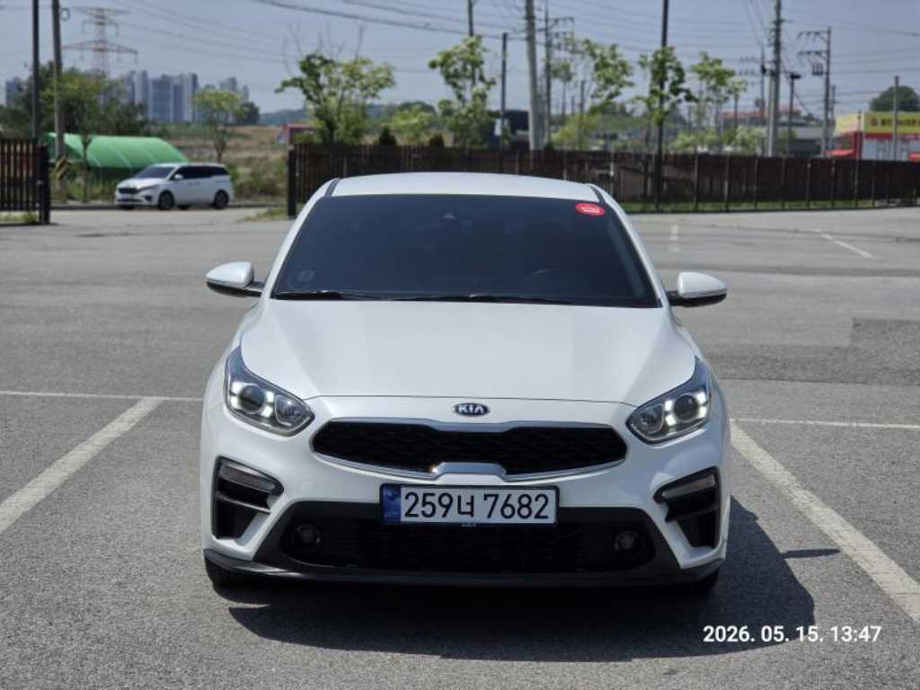 KIA K3 2020 Blanco - Importación desde Corea - HF Imports Iquique - Foto 1