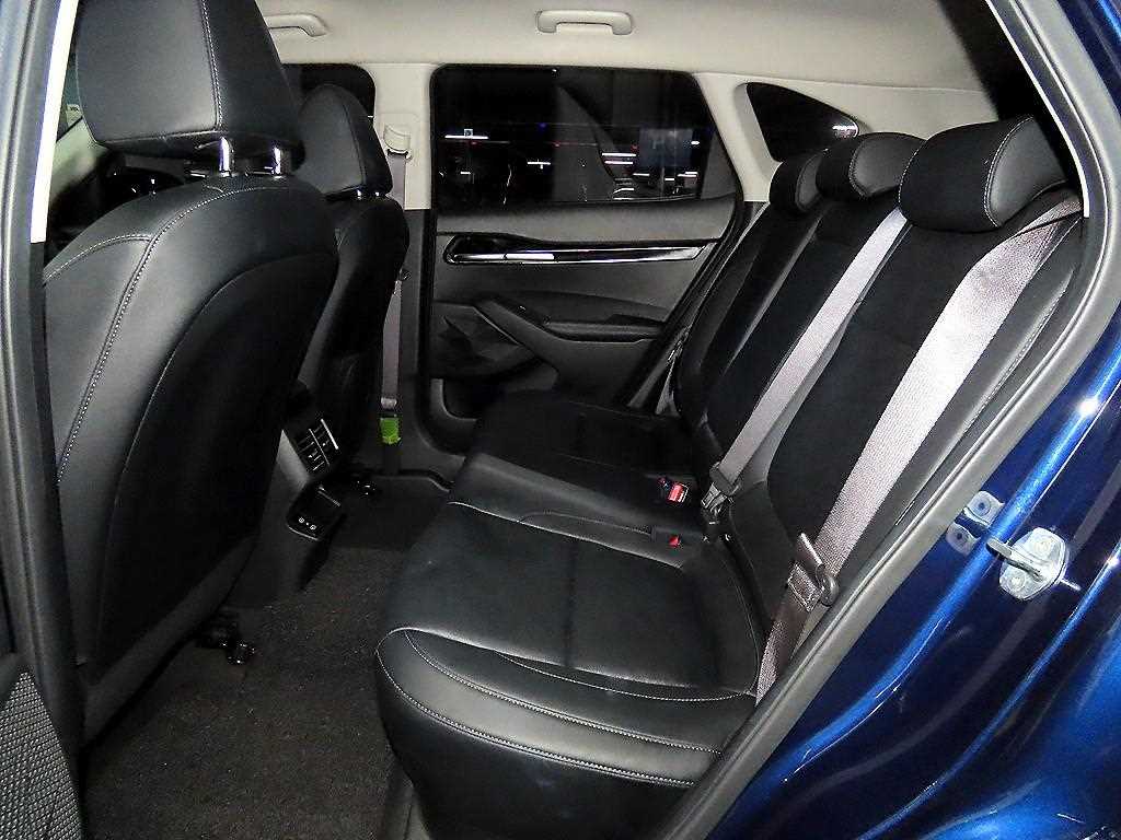 KIA Seltos - Vista 7