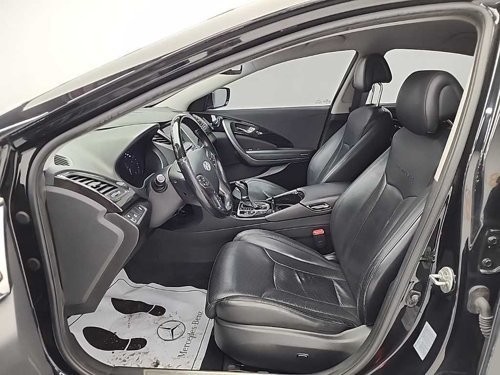 HYUNDAI Grandeur - Vista 11