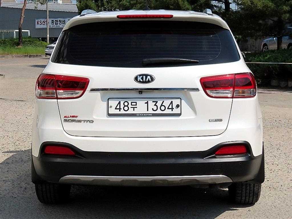 KIA Sorento - Vista 4