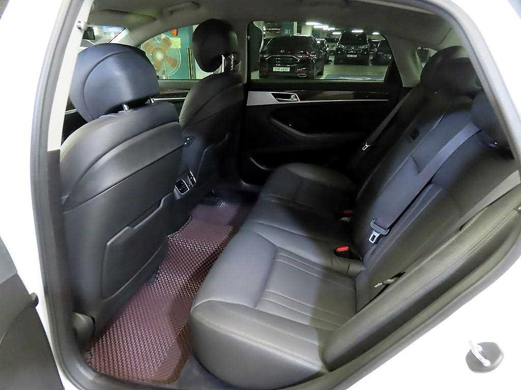 Genesis G80 - Vista 7
