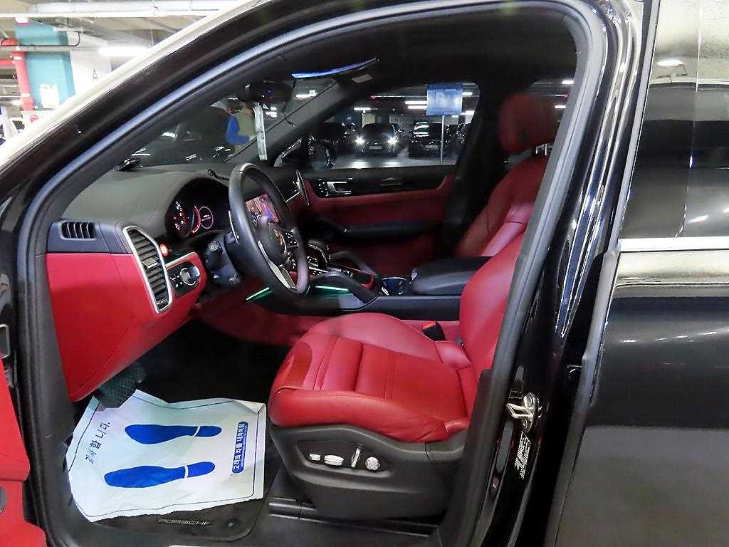 Porsche Cayenne - Vista 6