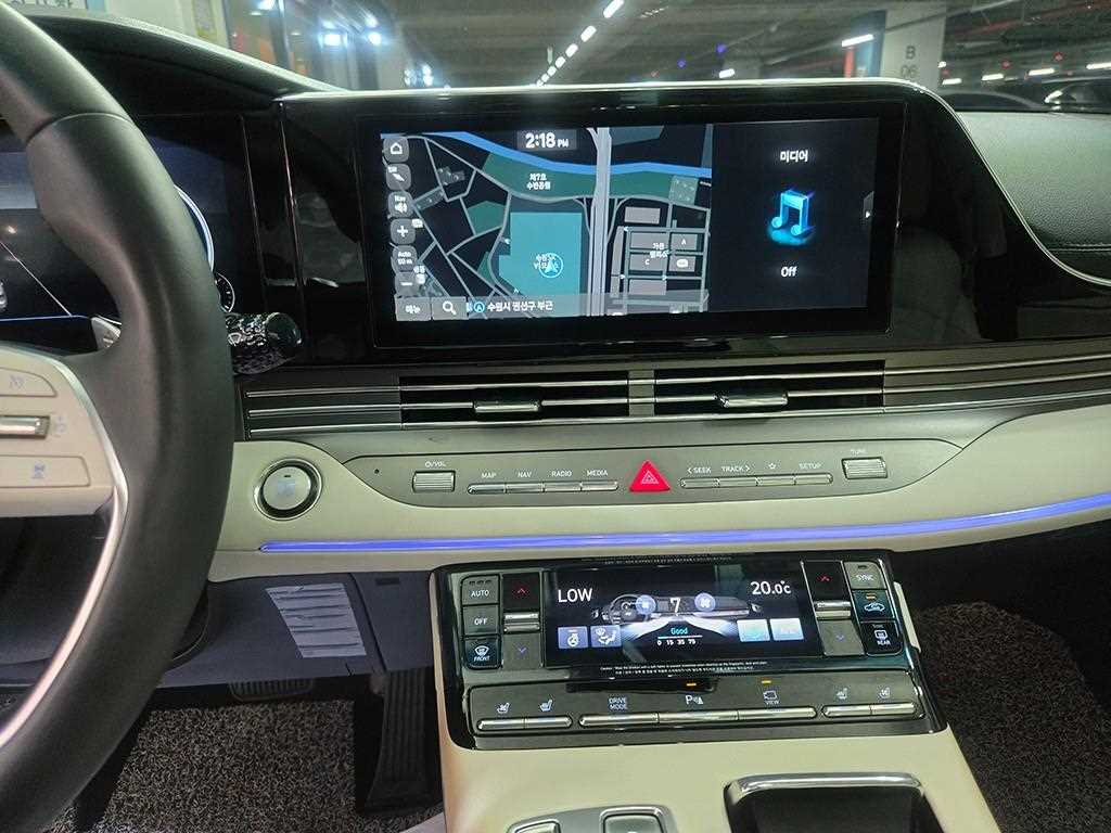 HYUNDAI Grandeur - Vista 12