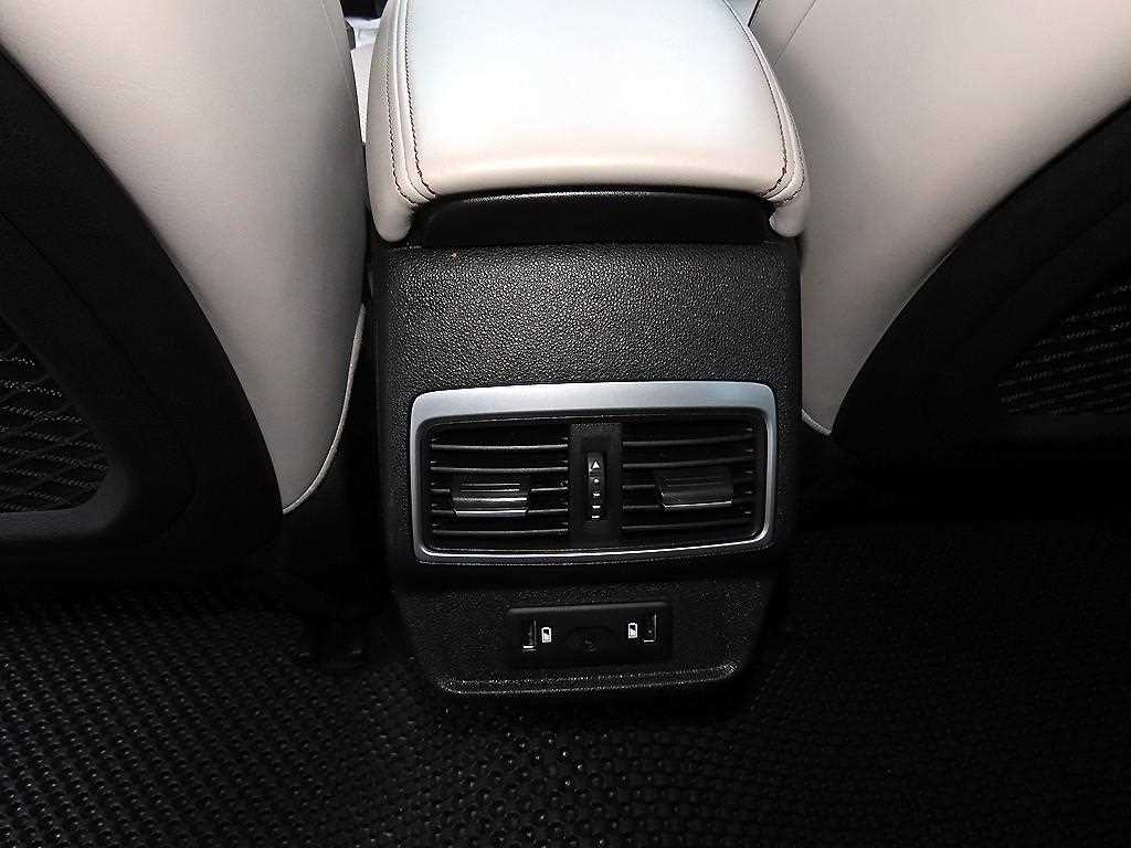 SAMSUNG QM6 2022 Blanco - Importación desde Corea - HF Imports Iquique - Foto 16