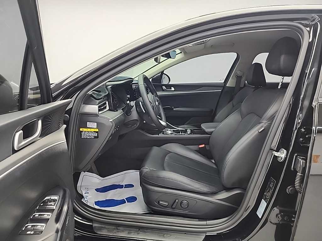 KIA K5 - Vista 11