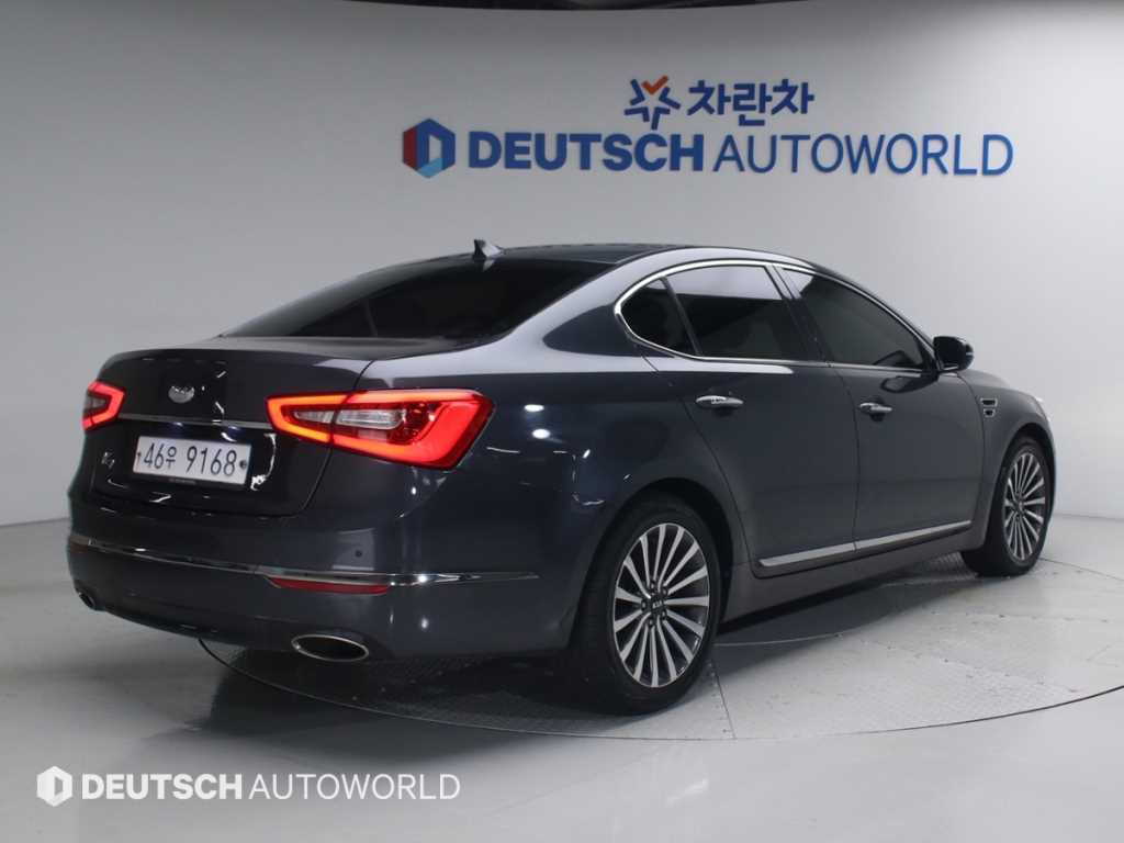KIA K7 - Vista 3