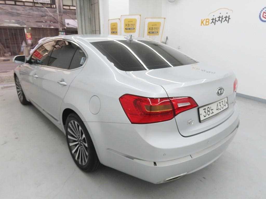 KIA K7 - Vista 6