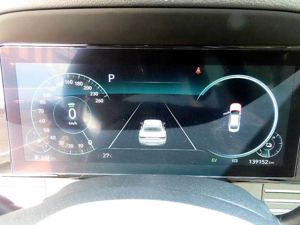 HYUNDAI Grandeur - Vista 9