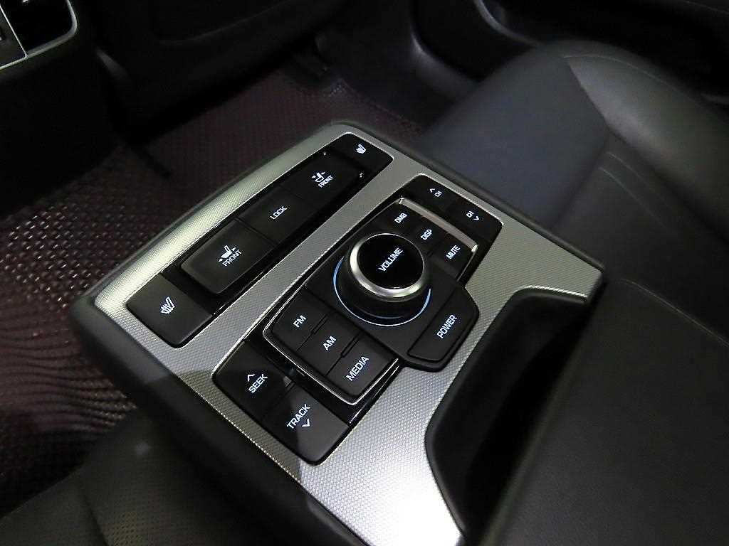 Genesis G80 2017 Blanco - Importación desde Corea - HF Imports Iquique - Foto 16