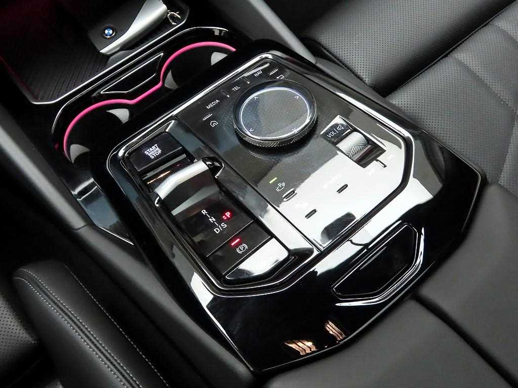 BMW 5 Series - Vista 10