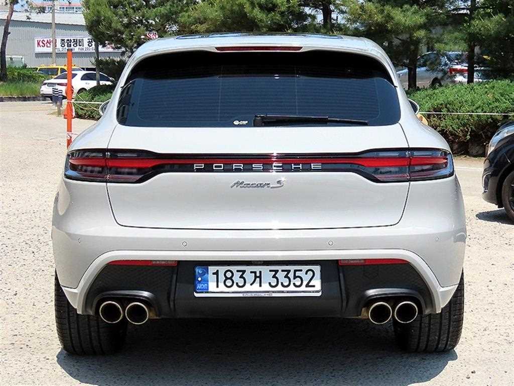 Porsche Macan - Vista 4