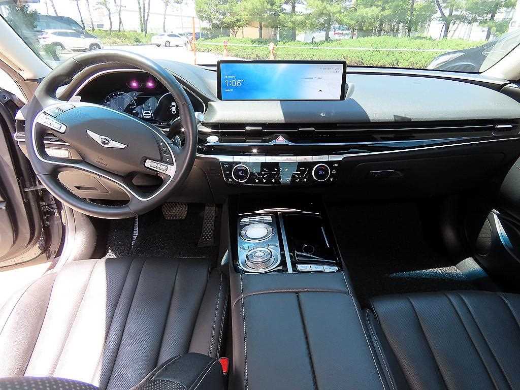 Genesis G80 - Vista 7