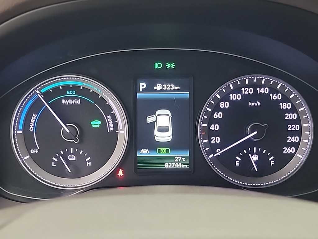 HYUNDAI Grandeur - Vista 6