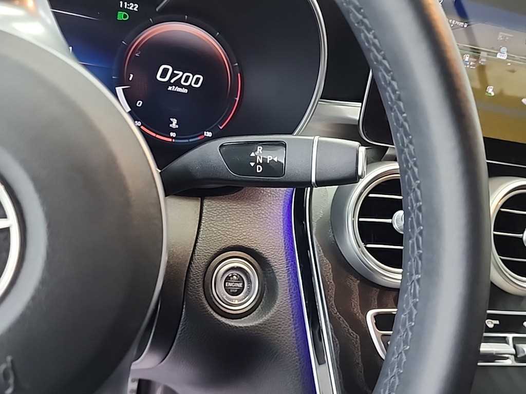 Mercedes Benz C Class - Vista 8