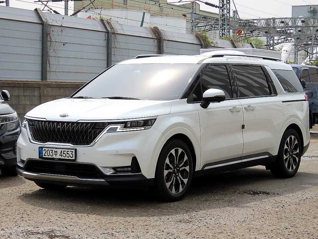 KIA Carnival - Vista 2