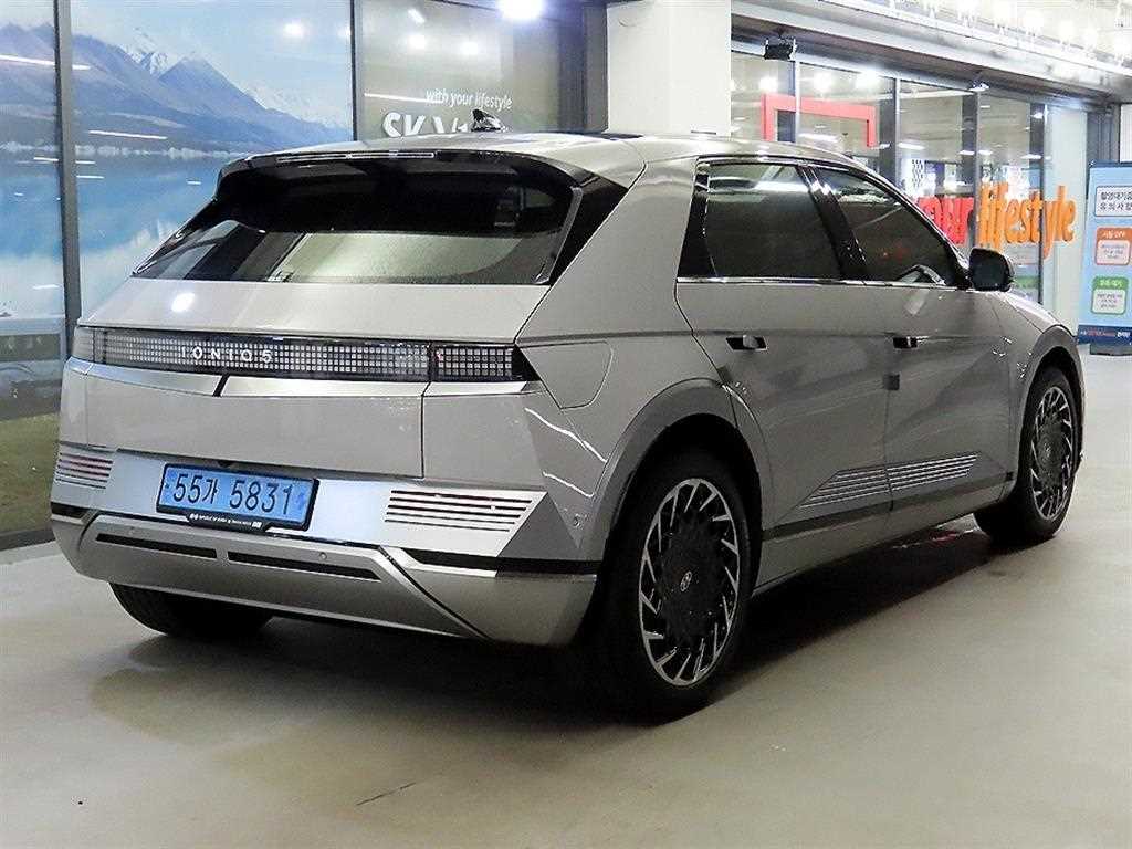 HYUNDAI Ioniq 5 - Vista 4