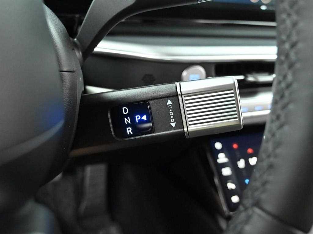 HYUNDAI Grandeur - Vista 7
