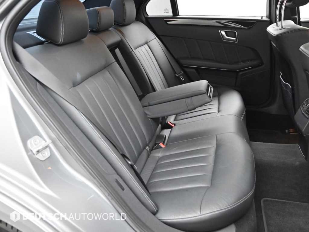 Mercedes Benz E class - Vista 12