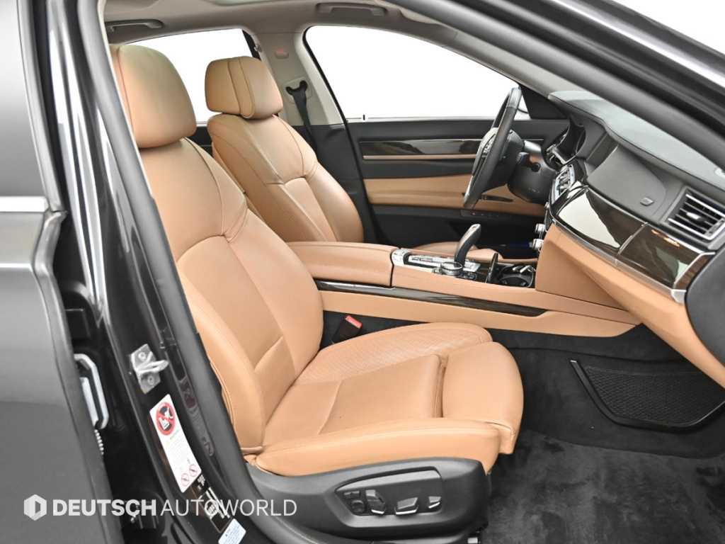 BMW 7 Series - Vista 10