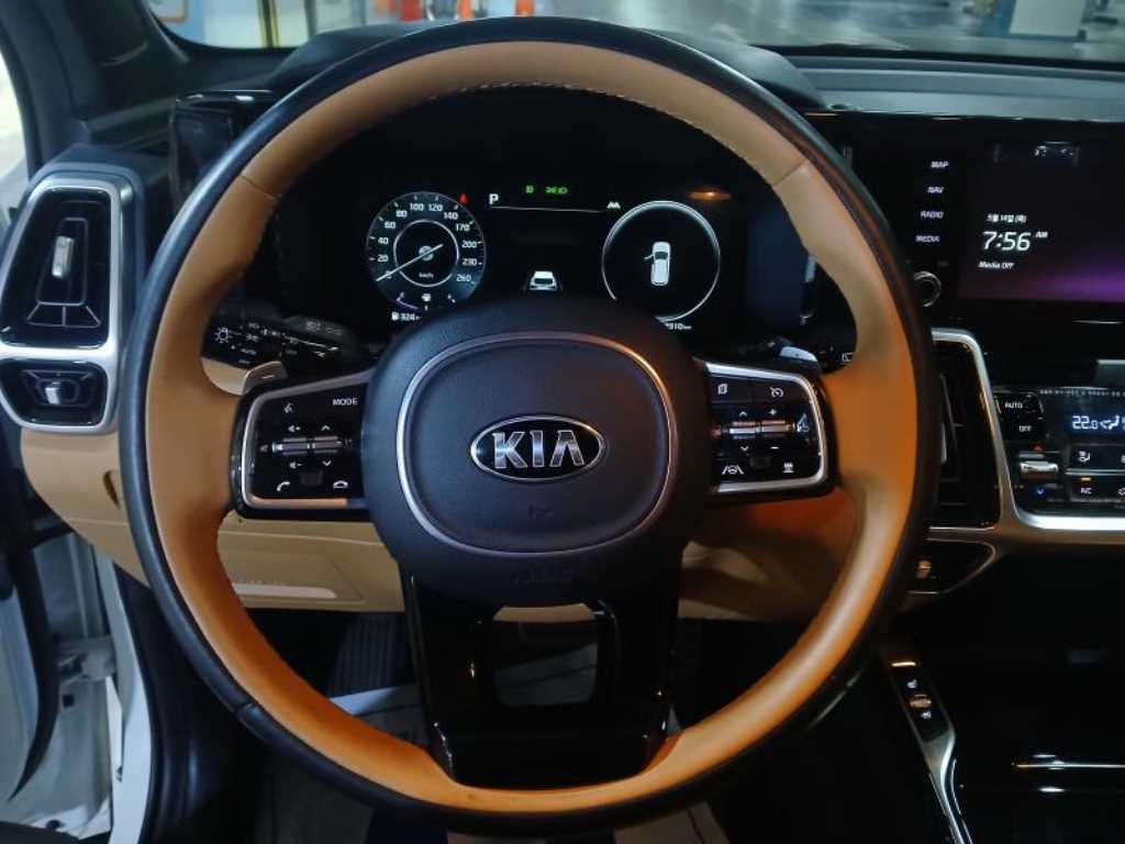KIA Sorento - Vista 8