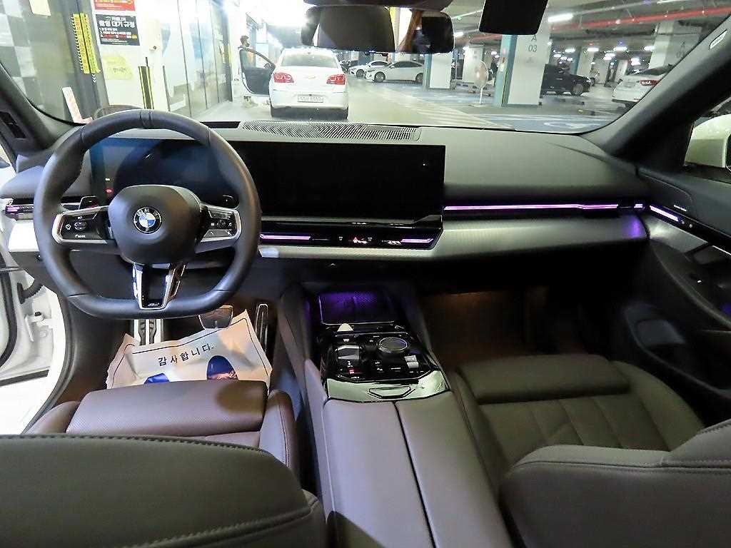 BMW 5 Series - Vista 10