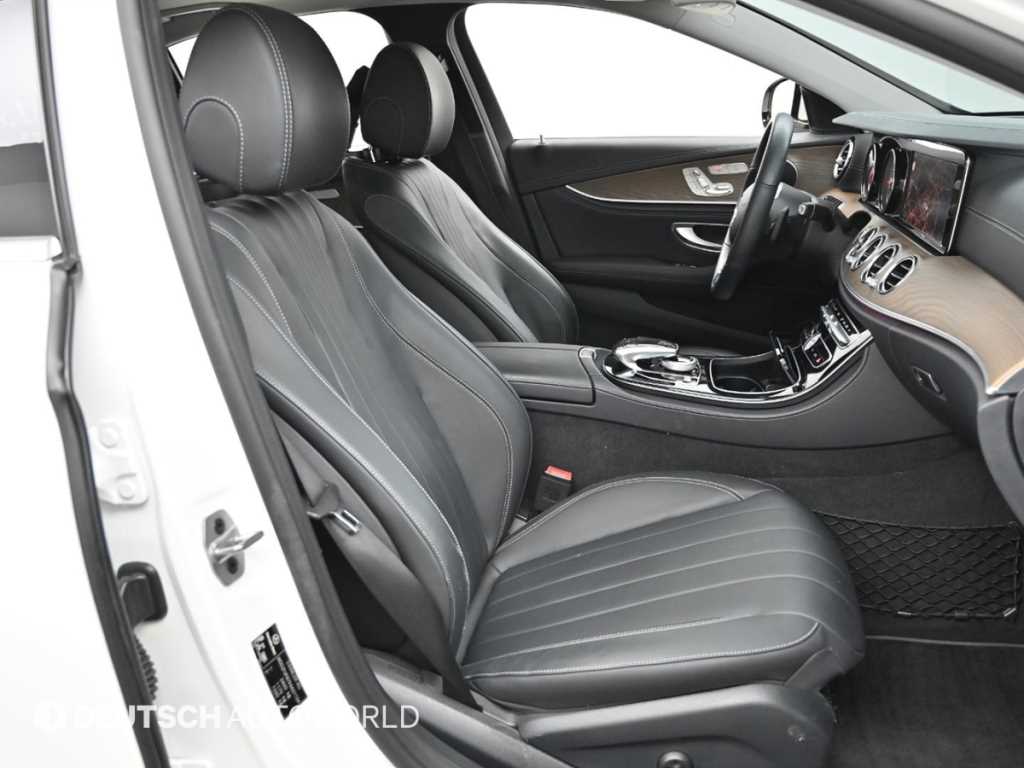 Mercedes Benz E class - Vista 10